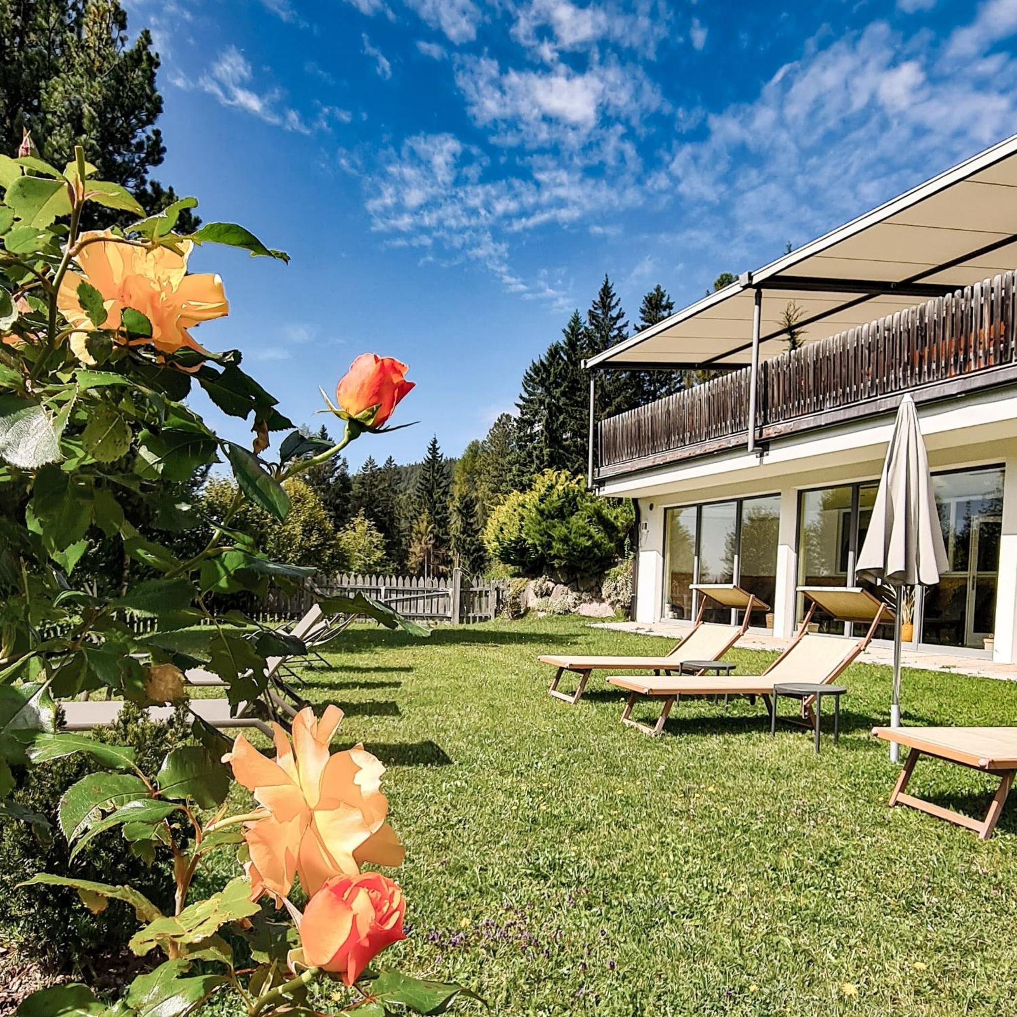 Berghotel Zum Zirm Collalbo Exteriér fotografie