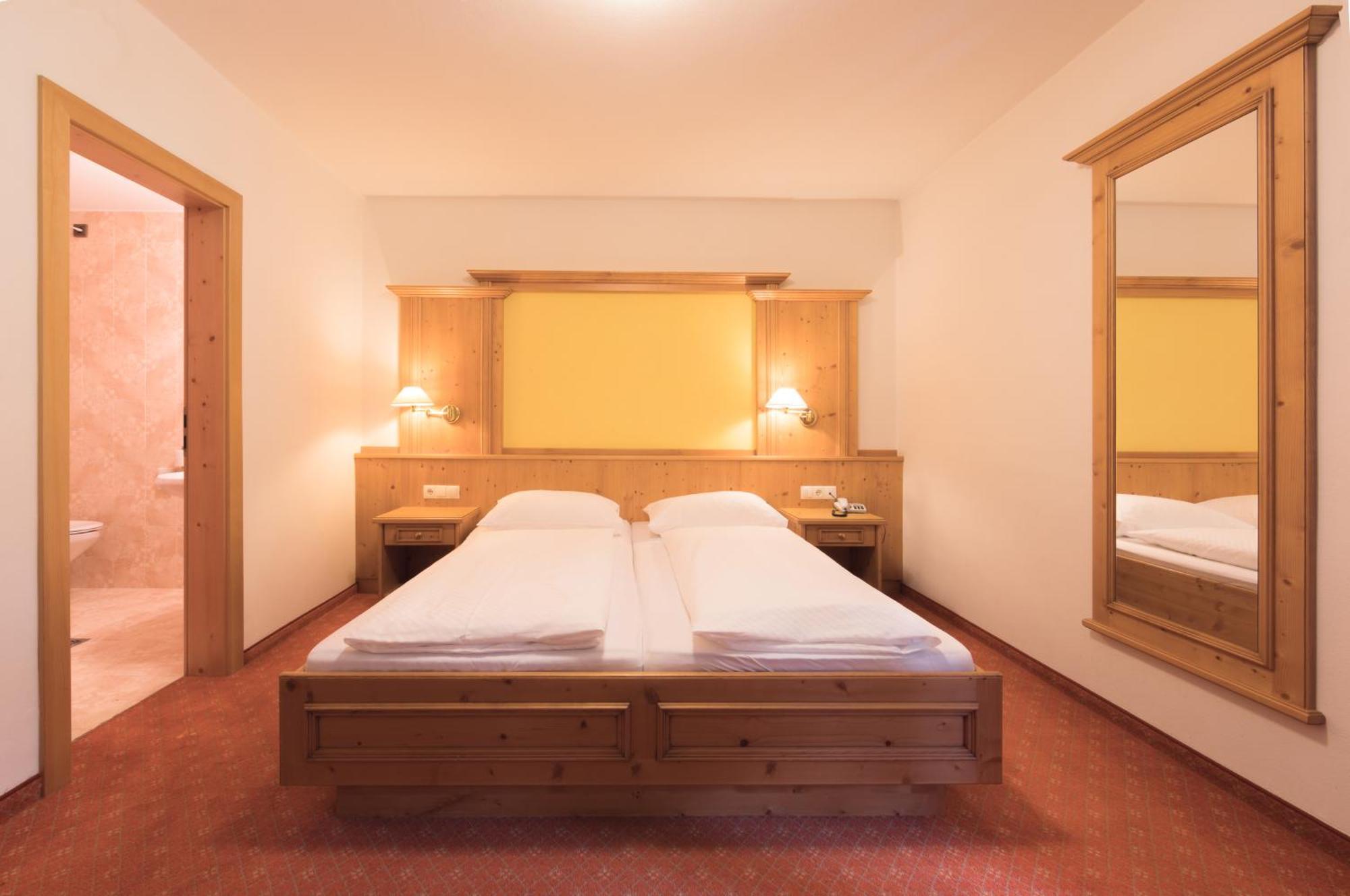 Berghotel Zum Zirm Collalbo Exteriér fotografie