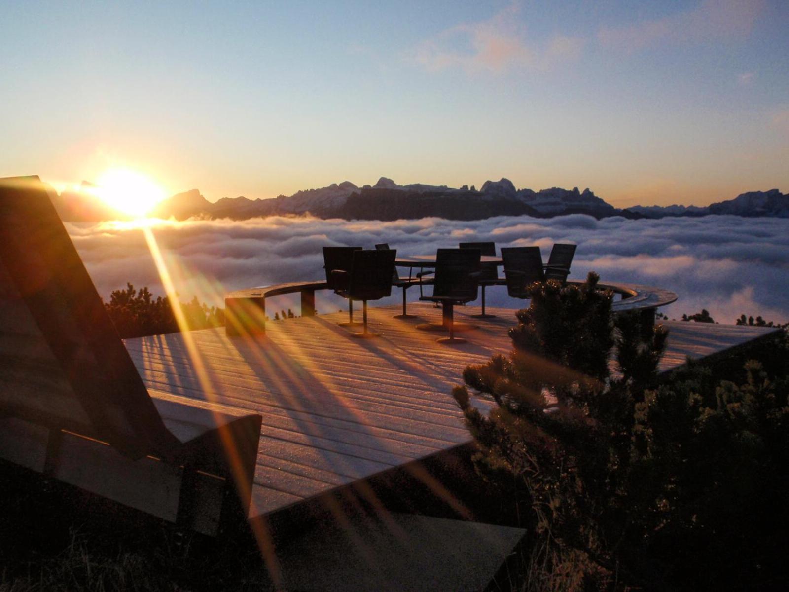 Berghotel Zum Zirm Collalbo Exteriér fotografie